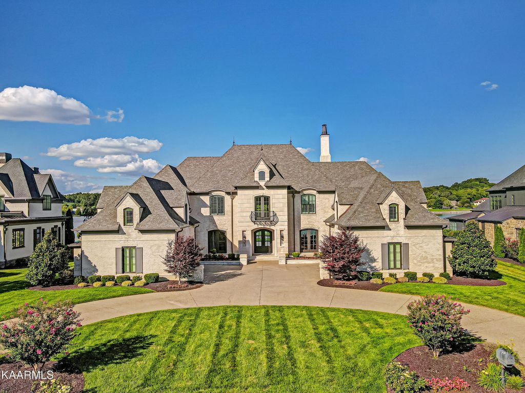 Photo of 3615 Waterside Way, Louisville, TN 37777 (MLS # 1236976)