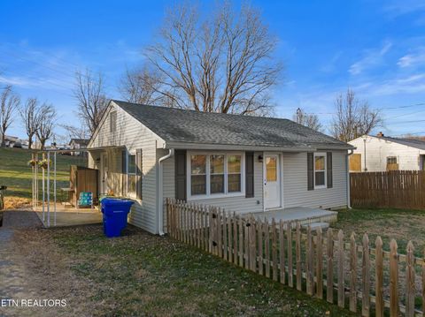 Tiny photo for 1170 Marguerite St, Morristown, TN 37814 (MLS # 1327696)