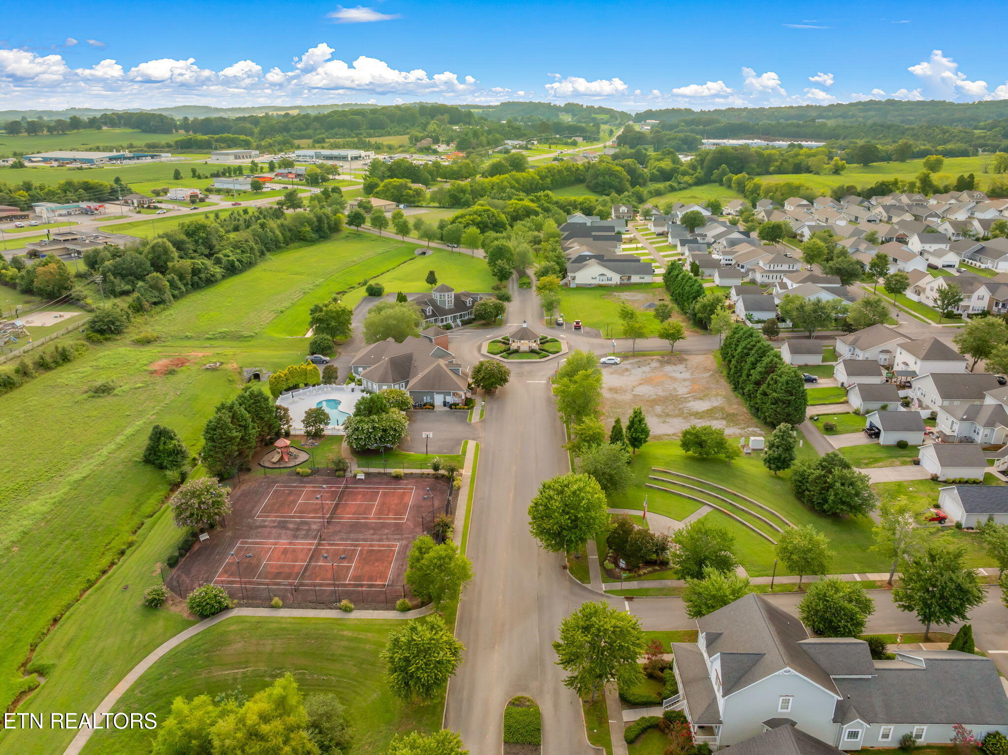 1019 Wentford Avenue