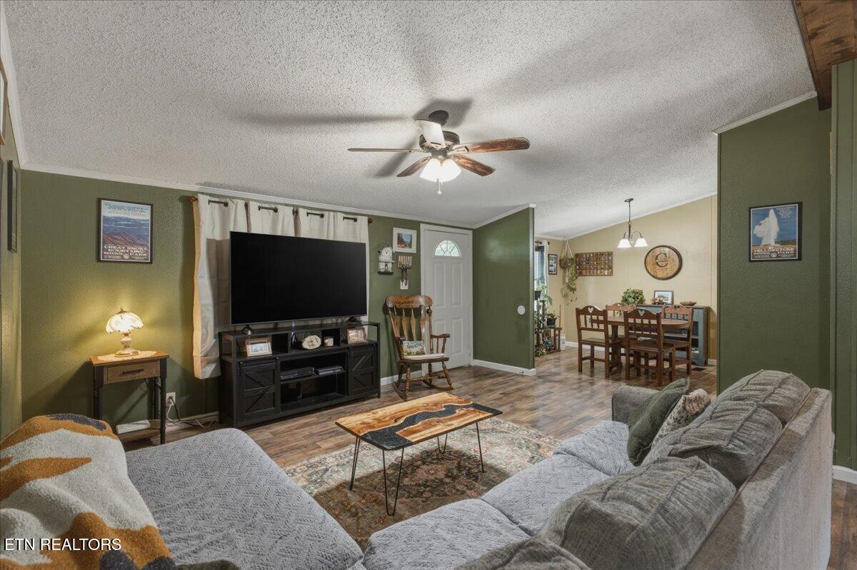 640 County Road 316