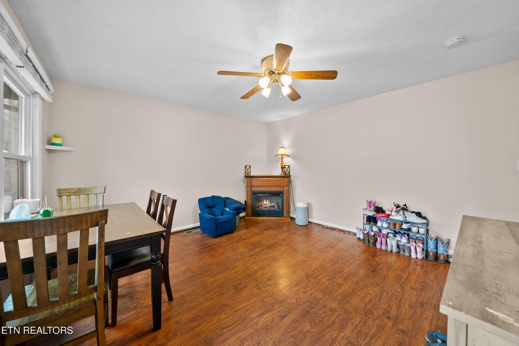 Photo of 921 Fred Young Rd, Jamestown, TN 38556 (MLS # 1331333)