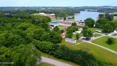 Tiny photo for 203 Pettit St, Vonore, TN 37885 (MLS # 1343282)