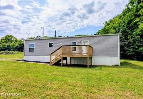Photo of 203 Pettit St, Vonore, TN 37885 (MLS # 1343282)