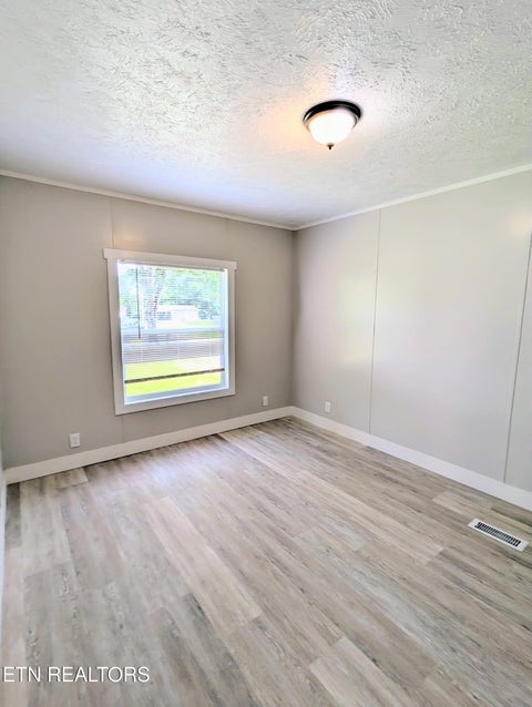 Tiny photo for 203 Pettit St, Vonore, TN 37885 (MLS # 1343282)