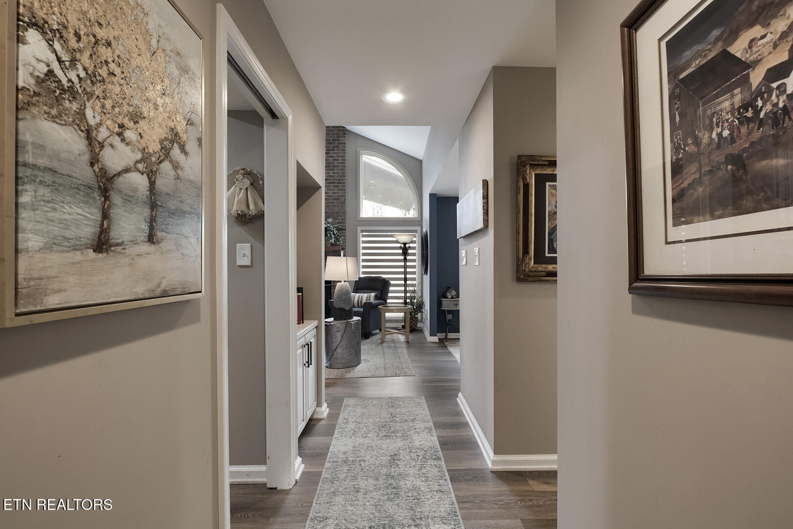 Loudon, Tennessee 37774, United States, 2 Bedrooms Bedrooms, ,2 BathroomsBathrooms,Residential,Pending,76728