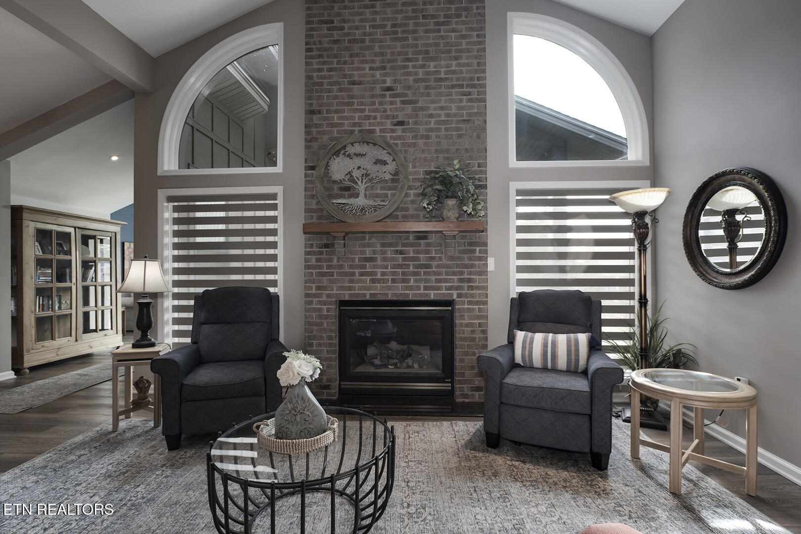 Loudon, Tennessee 37774, United States, 2 Bedrooms Bedrooms, ,2 BathroomsBathrooms,Residential,Pending,76728