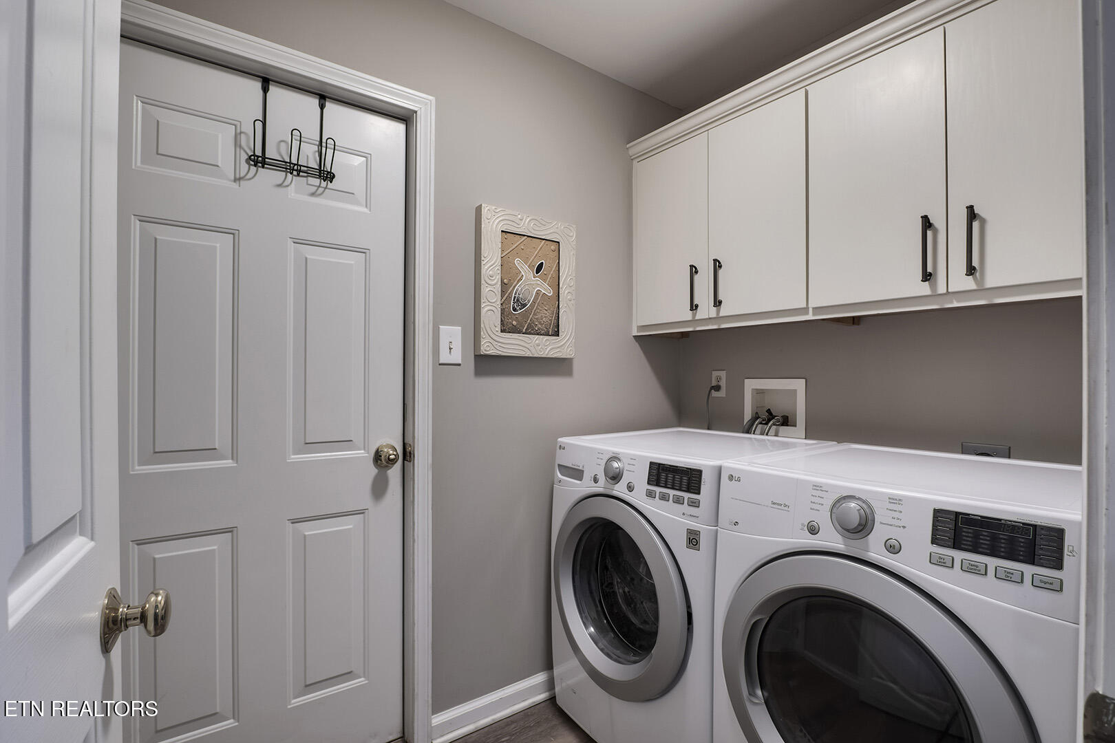 Loudon, Tennessee 37774, United States, 2 Bedrooms Bedrooms, ,2 BathroomsBathrooms,Residential,Pending,76728