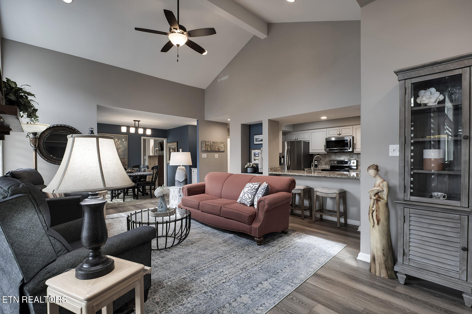 Loudon, Tennessee 37774, United States, 2 Bedrooms Bedrooms, ,2 BathroomsBathrooms,Residential,Pending,76728