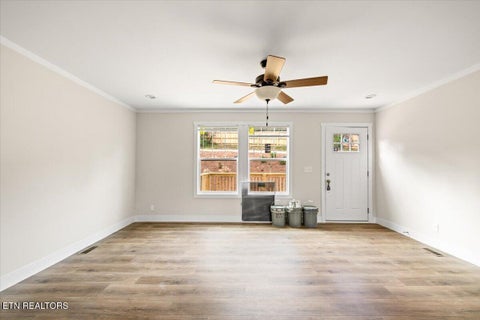 Tiny photo for 352 Bland Rd, Clinton, TN 37716 (MLS # 1359946)