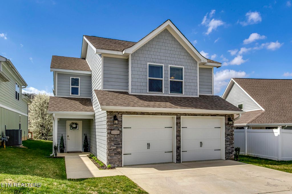 Photo of 7822 Train Station Way, Knoxville, TN 37931 (MLS # 1332336)