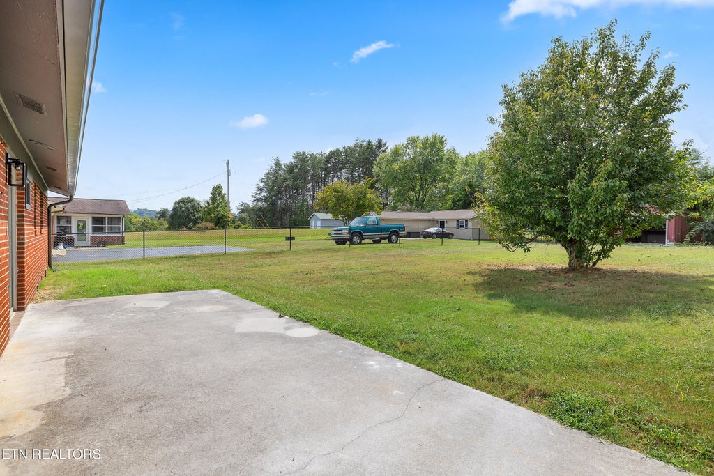 Photo of 7129 W Martin Mill Pike, Knoxville, TN 37920 (MLS # 1354933)