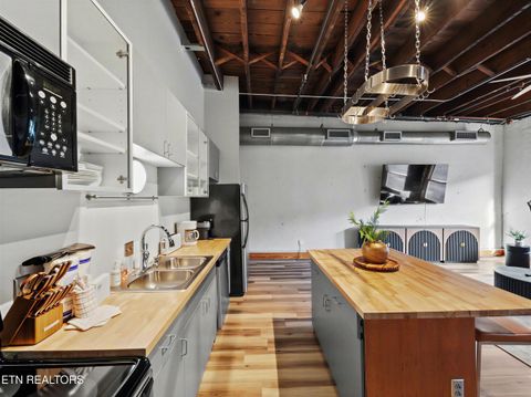 Tiny photo for 112 S Gay St #405, Knoxville, TN 37902 (MLS # 1330626)