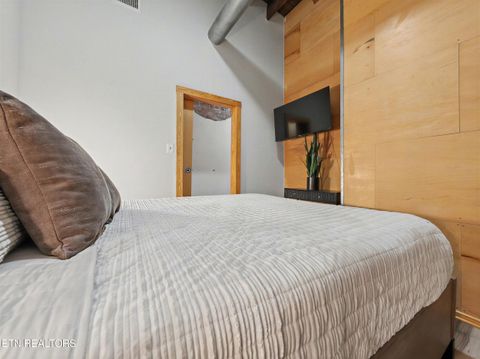 Tiny photo for 112 S Gay St #405, Knoxville, TN 37902 (MLS # 1330626)