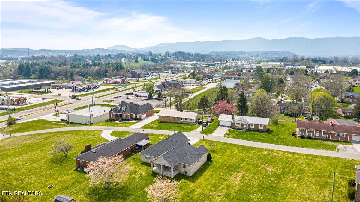 116 Colonial Heights