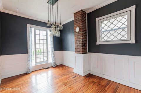 Tiny photo for 631 Eleanor St, Knoxville, TN 37917 (MLS # 1333165)