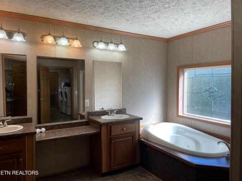 Tiny photo for 140 Wood St, Madisonville, TN 37354 (MLS # 1319542)