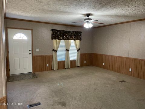 Tiny photo for 140 Wood St, Madisonville, TN 37354 (MLS # 1319542)
