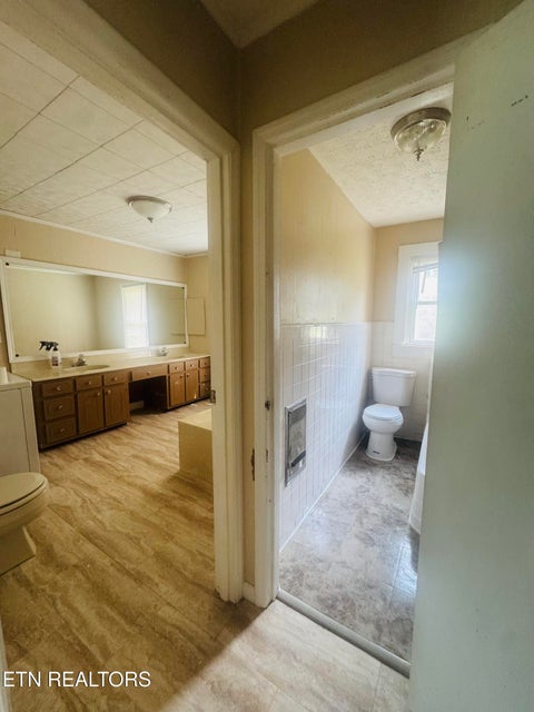 Tiny photo for 510 Fairground St, Rocky Top, TN 37769 (MLS # 1348653)