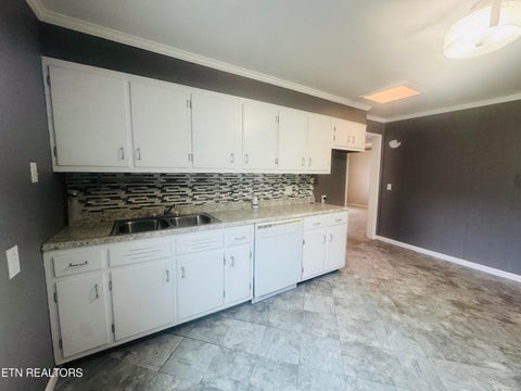 Tiny photo for 510 Fairground St, Rocky Top, TN 37769 (MLS # 1348653)