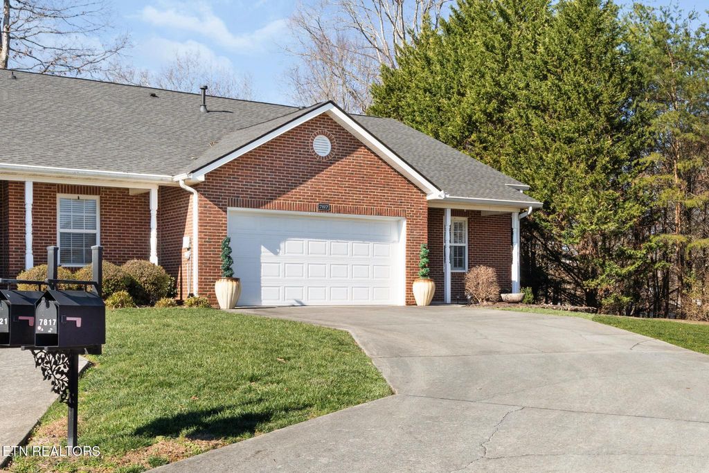 Photo of 7817 Missouri Lane, Knoxville, TN 37909 (MLS # 1330353)