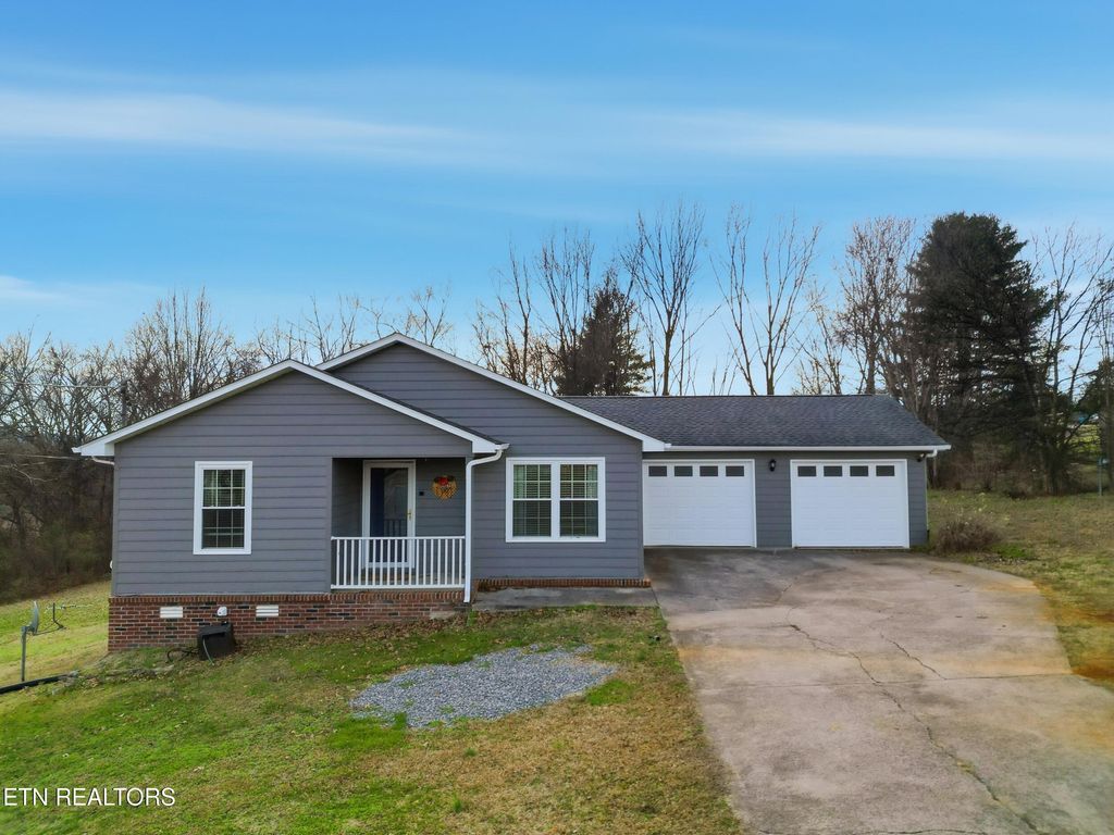 Photo of 107 Sunflower Loop, Seymour, TN 37865 (MLS # 1326399)