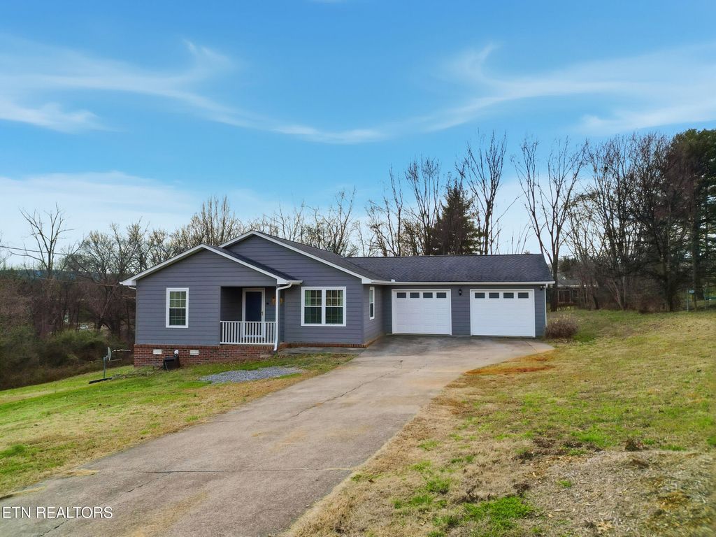 Photo of 107 Sunflower Loop, Seymour, TN 37865 (MLS # 1326399)