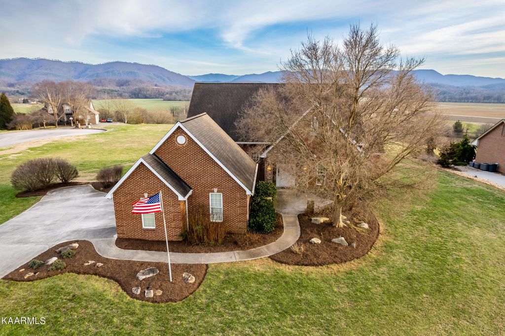 Photo of 4344 Elnora St, Walland, TN 37886 (MLS # 1218770)