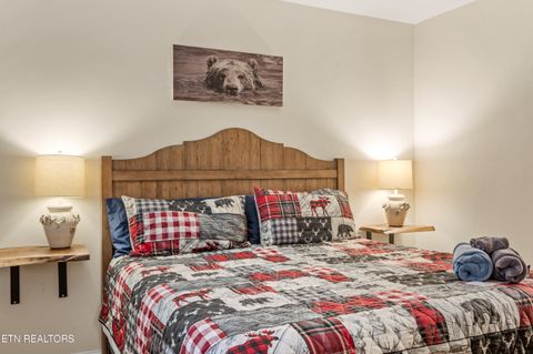 Tiny photo for 510 Hemlock St, Gatlinburg, TN 37738 (MLS # 1347236)