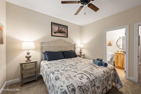 Tiny photo for 510 Hemlock St, Gatlinburg, TN 37738 (MLS # 1347236)