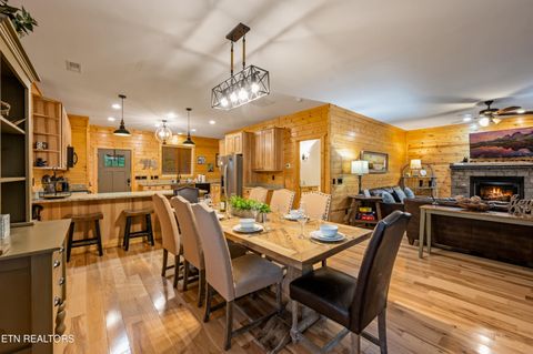Tiny photo for 510 Hemlock St, Gatlinburg, TN 37738 (MLS # 1347236)