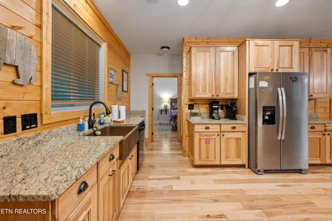 Tiny photo for 510 Hemlock St, Gatlinburg, TN 37738 (MLS # 1347236)