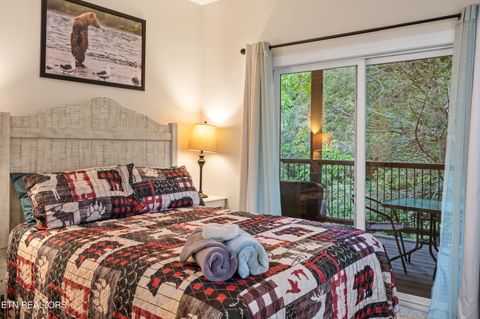 Tiny photo for 510 Hemlock St, Gatlinburg, TN 37738 (MLS # 1347236)