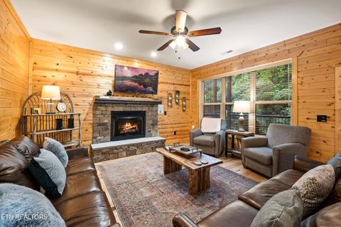 Tiny photo for 510 Hemlock St, Gatlinburg, TN 37738 (MLS # 1347236)