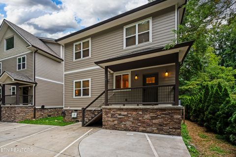 Tiny photo for 510 Hemlock St, Gatlinburg, TN 37738 (MLS # 1347236)