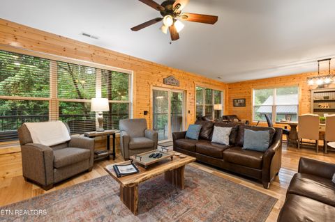 Tiny photo for 510 Hemlock St, Gatlinburg, TN 37738 (MLS # 1347236)