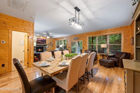 Tiny photo for 510 Hemlock St, Gatlinburg, TN 37738 (MLS # 1347236)