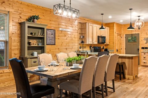 Tiny photo for 510 Hemlock St, Gatlinburg, TN 37738 (MLS # 1347236)