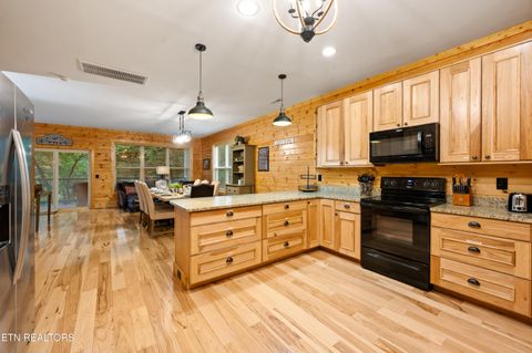 Tiny photo for 510 Hemlock St, Gatlinburg, TN 37738 (MLS # 1347236)