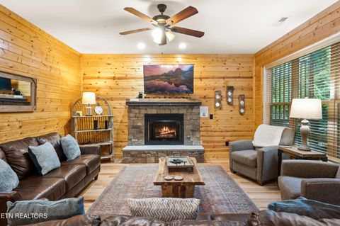 Tiny photo for 510 Hemlock St, Gatlinburg, TN 37738 (MLS # 1347236)