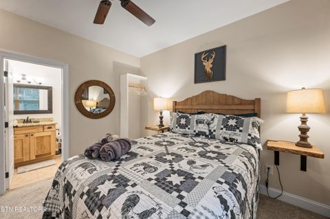 Tiny photo for 510 Hemlock St, Gatlinburg, TN 37738 (MLS # 1347236)