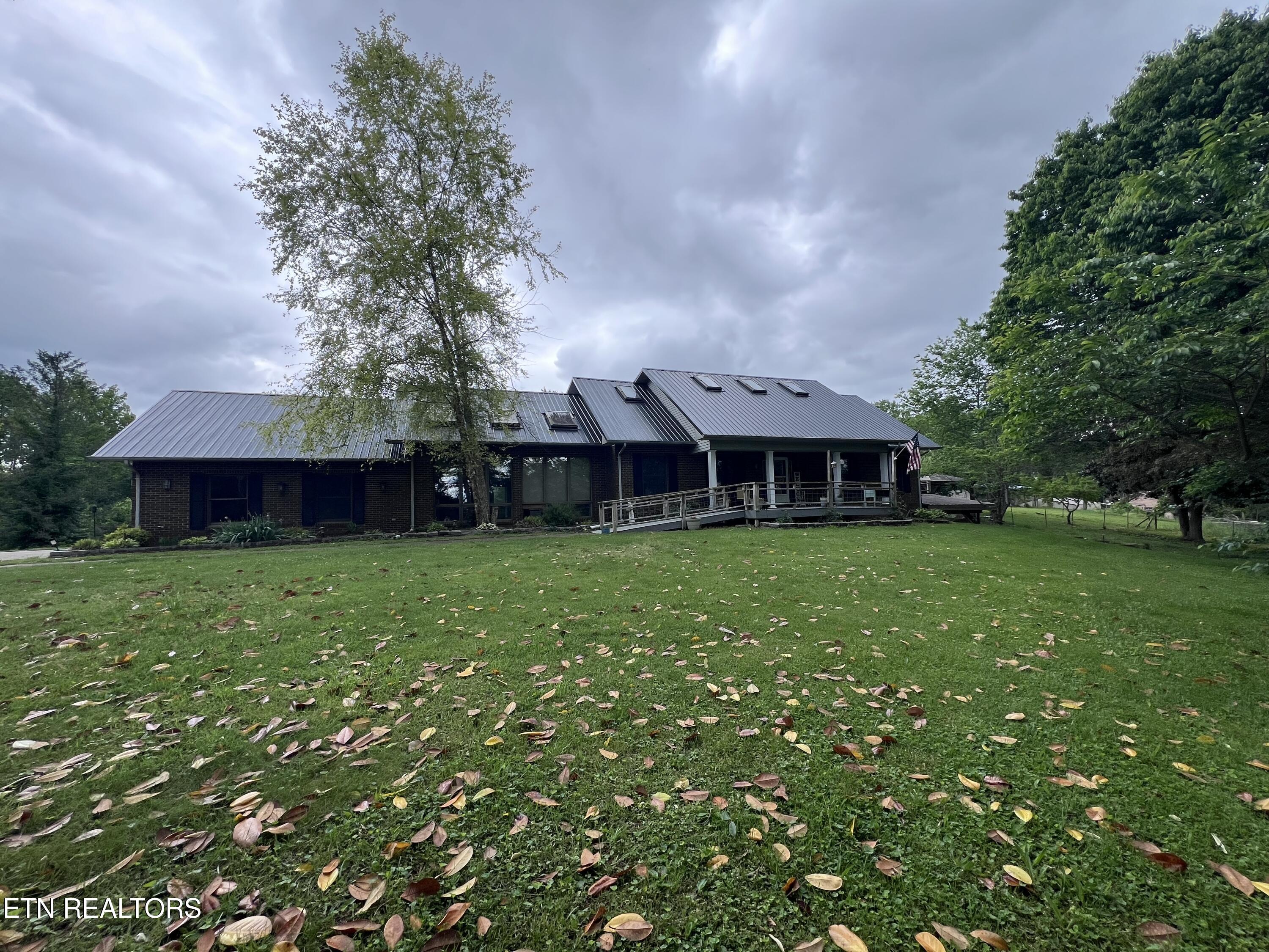 391 Underwood Grove Rd