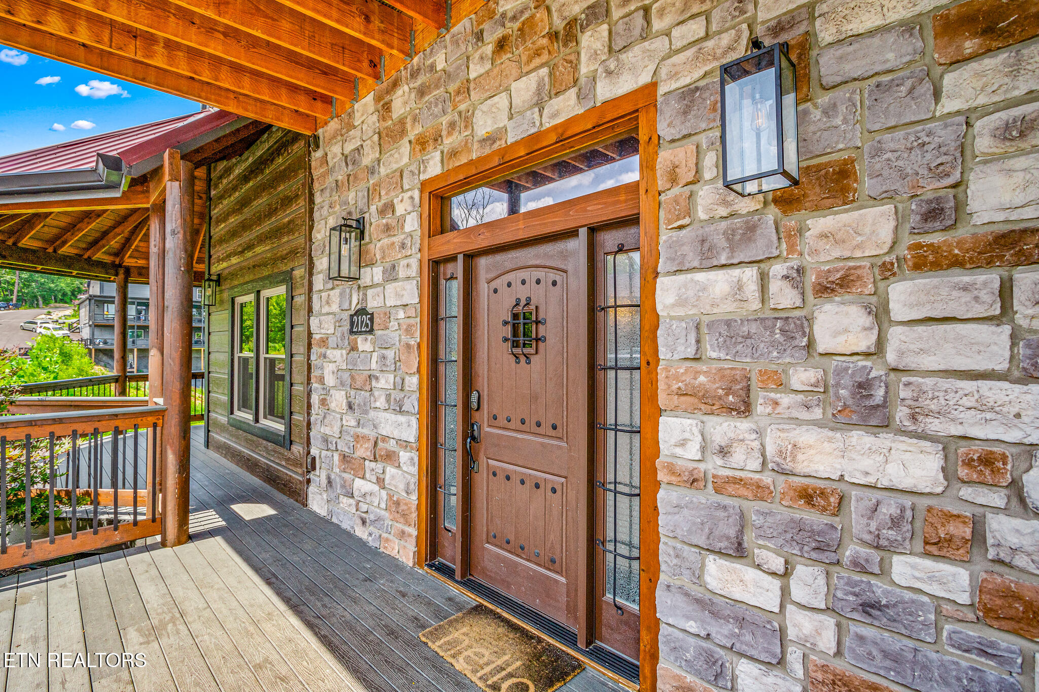 2125 Elk Pass Lane