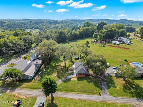 Tiny photo for 121 McFadden DR, Whitesburg, TN 37891 (MLS # 1356163)