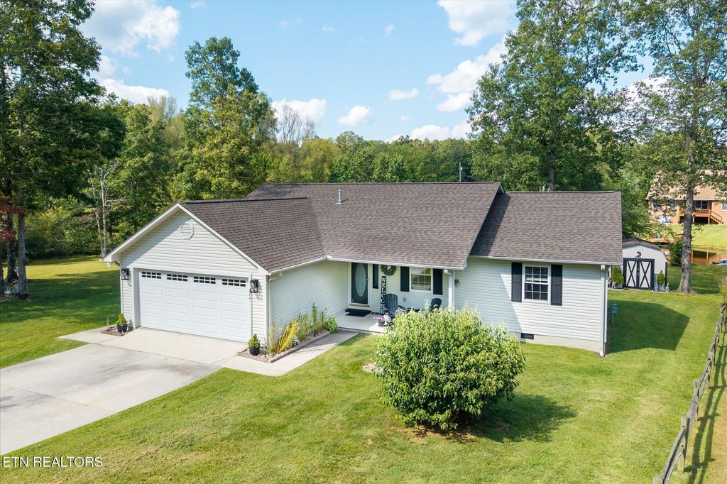 Photo of 711 Chacoto Drive, Crossville, TN 38572 (MLS # 1315426)