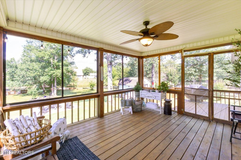 Photo of 711 Chacoto Drive, Crossville, TN 38572 (MLS # 1315426)