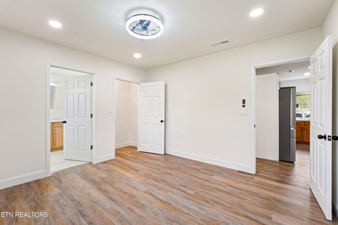 Tiny photo for 1025 Scarlet Rd, Newport, TN 37821 (MLS # 1332471)