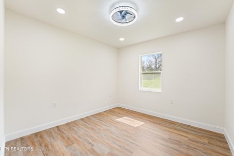 Tiny photo for 1025 Scarlet Rd, Newport, TN 37821 (MLS # 1332471)