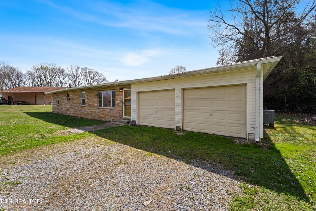 Photo of 1025 Scarlet Rd, Newport, TN 37821 (MLS # 1332471)