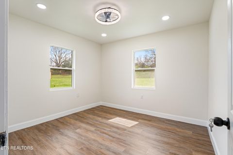 Tiny photo for 1025 Scarlet Rd, Newport, TN 37821 (MLS # 1332471)