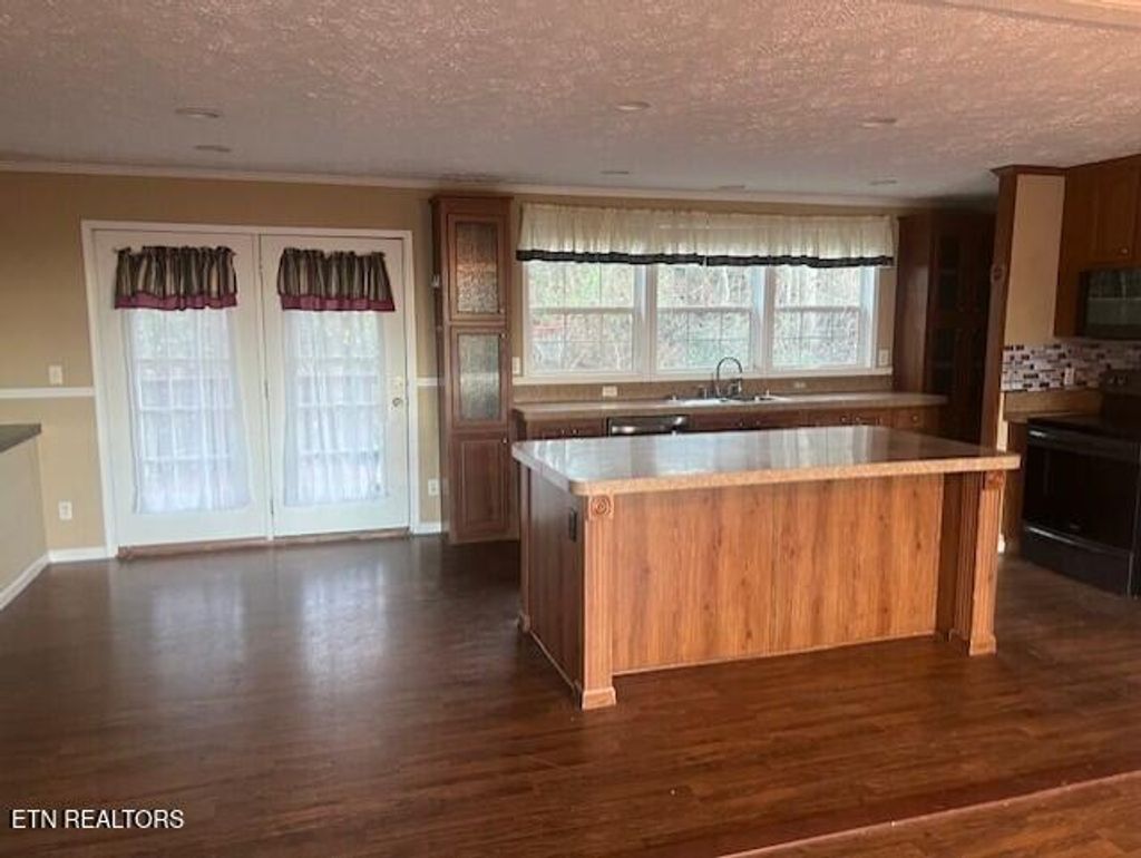 Photo of 1605 Trig Long Rd, Dandridge, TN 37725 (MLS # 1322719)